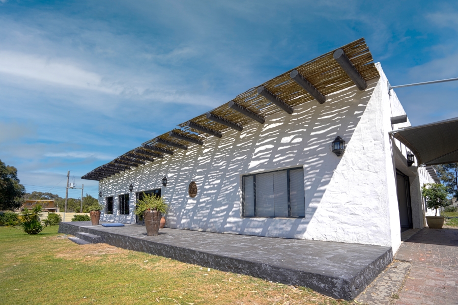 5 Bedroom Property for Sale in Morning Star Western Cape